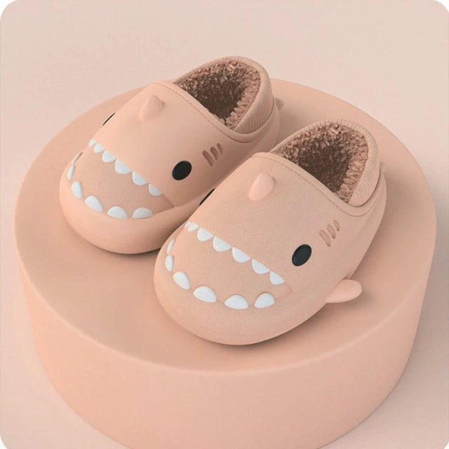 Cozy Shark Hausschuhe vampyy.shop