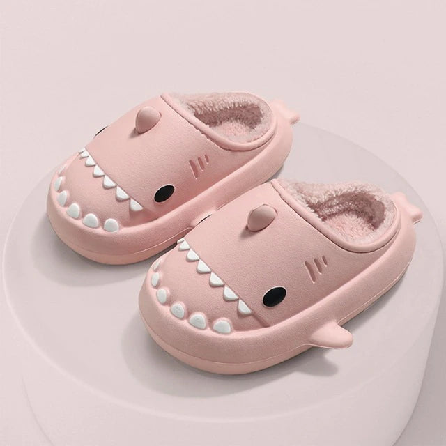 Cozy Shark Hausschuhe vampyy.shop