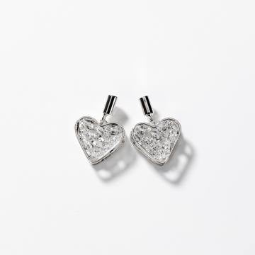 Ovale Zirkon-Herzohrringe aus rhodiniertem Metall vampyy.shop