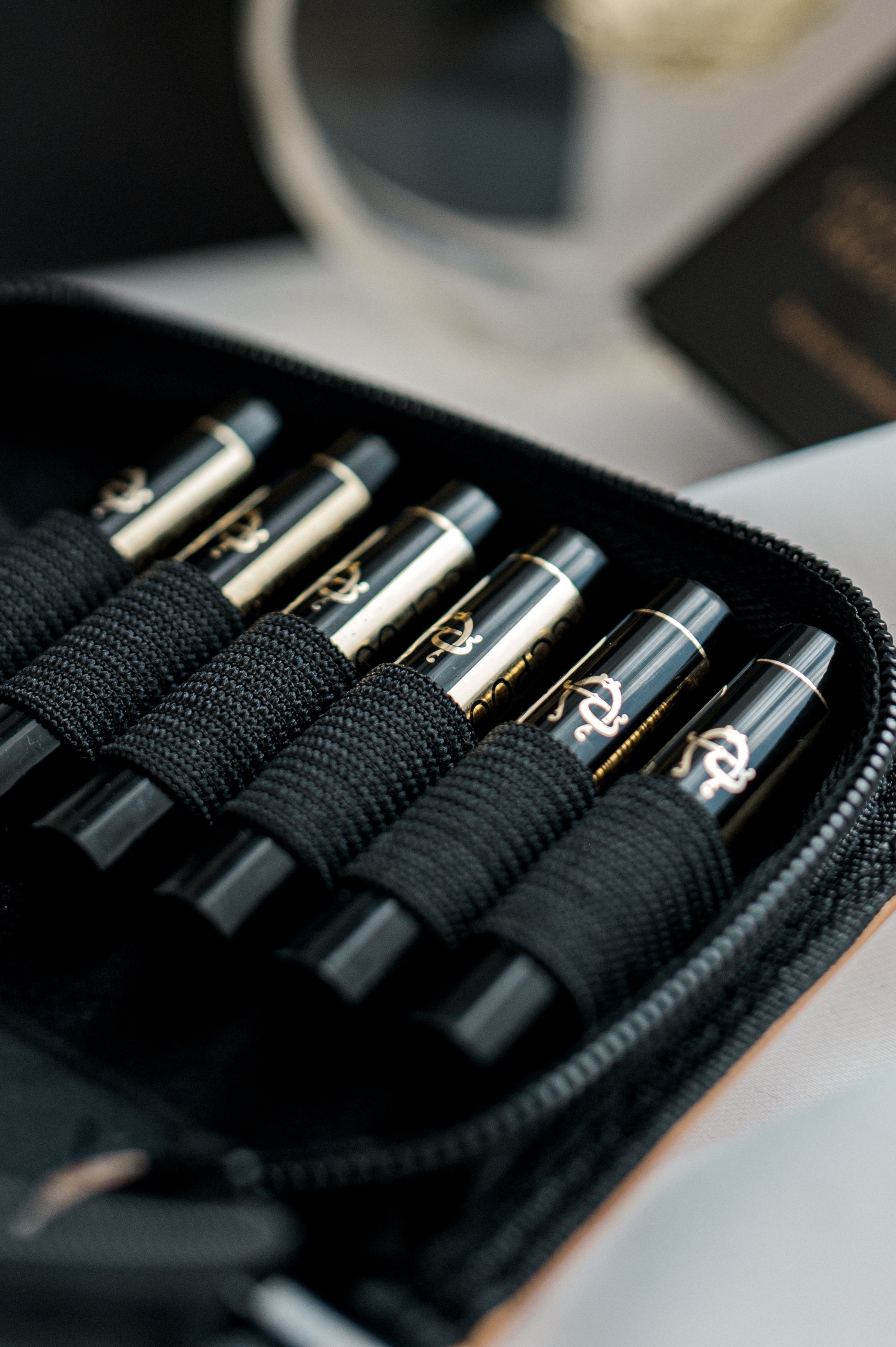 Duftkoffer ausleihen und alle 140 Parfums testen vampyy.shop