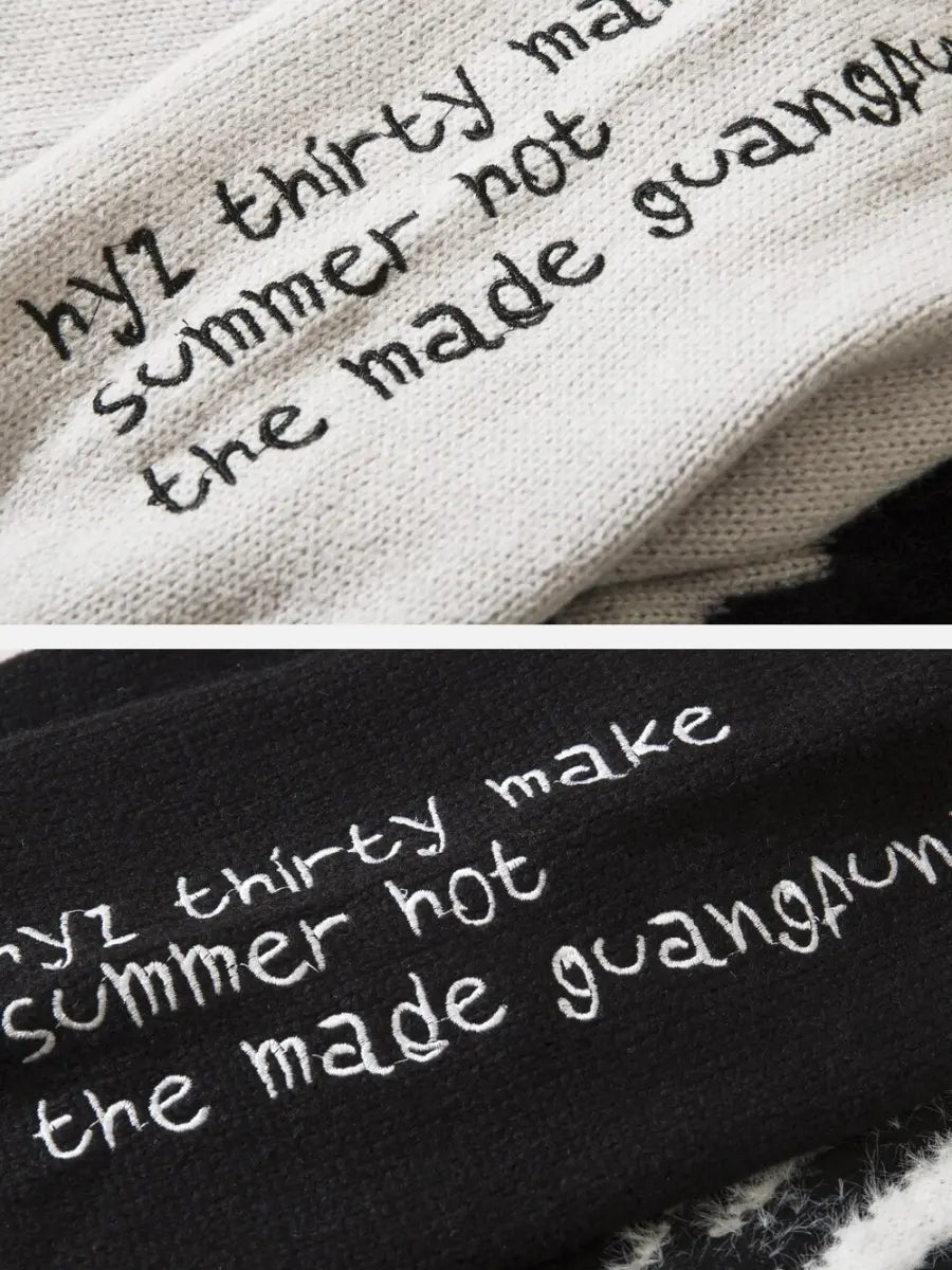 Vintage Smile Sweater vampyy.shop